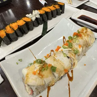 Smelt Egg Sushi