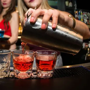 Nikki servin' em up!