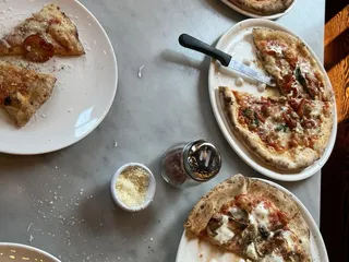 Punch Pizza - Vadnais Heights