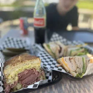 Tommy Pastrami New York Delicatessen 