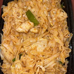 N1. Pad Thai chicken