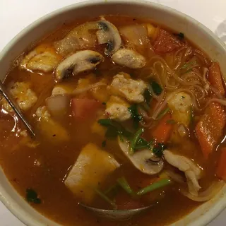 NS1 - Tom Yum Rice Noodle Soup