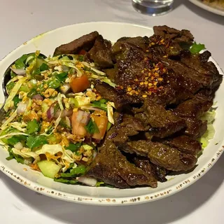 18 - Cambodian Steak salad