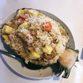 F1 - Pineapple Fried Rice