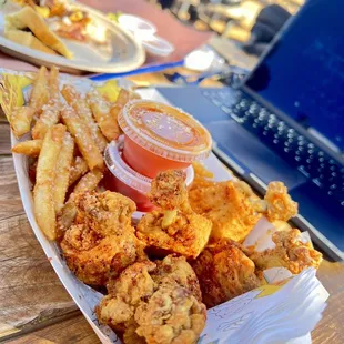 a tray of fried food