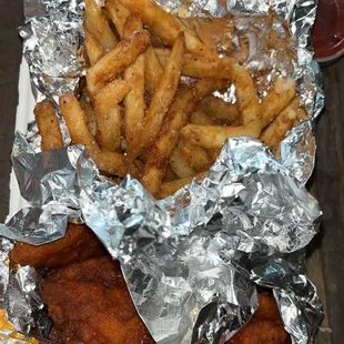 OG 4 piece tender and garlic fries