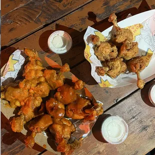 chicken wings, fried chicken wings, poultry, bbq chicken, chicken, chicken wings and fried chicken, food, bbq wings, fried chicken