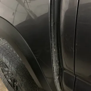 Dirty tires and dirt spots on the sides