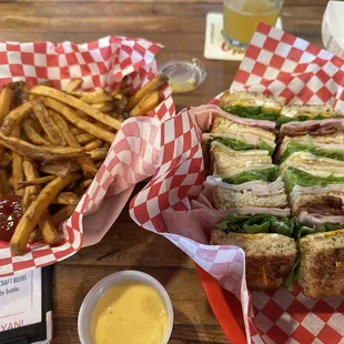 Tommy's Texas Club &amp; fried