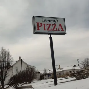 Tommy's sign on Main Street where they are actually located! Don't trust Yelp directions to an empty lot in a trailer park!!