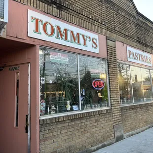 Even the sign is still the same! I loved it! Very nostalgic