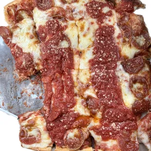 Small pepperoni, extra cheese, extra sauce.