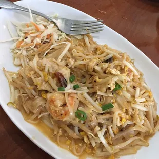 Pad Thai and service at its finest