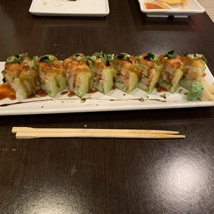 Spicy Mama roll