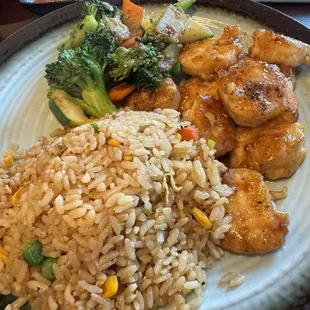 Shrimp hibachi. Super mid