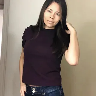 Niki G.