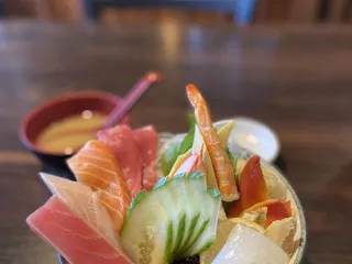 Nova Sushi Bar & Asian Bistro