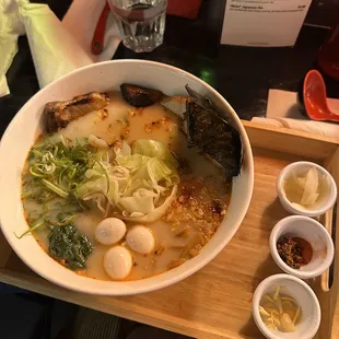 Tomo's Ramen