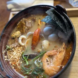 Seafood ramen