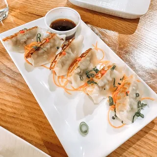 Pan-Fried Pork Gyoza (6)
