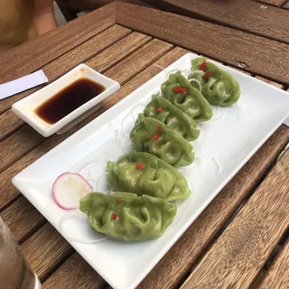 Steamed Veggie Gyoza (6)