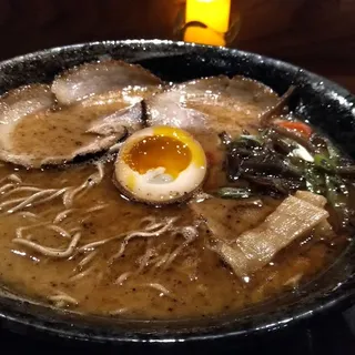 Mayu Tonkotsu Ramen