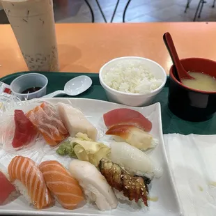 Sashimi Sushi and Sashimi Tomo Combo