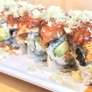 House special - Spicy Tuna, Eel, Avocado , crab, Radish spouts