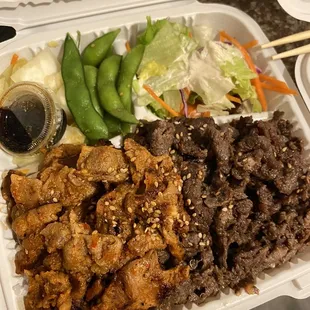 3 Combination Deluxe Box (Spicy Pork, Beef Teriyaki, &amp; Spicy Chicken) pt 1