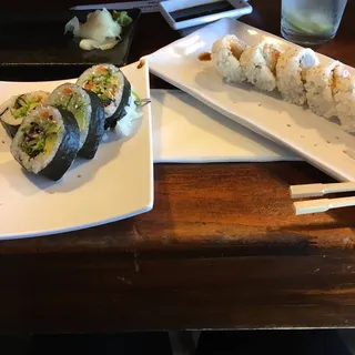 Spicy Scallop Roll
