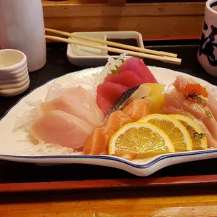 Sashimi Moriwase with rice, hot sake and hot tea