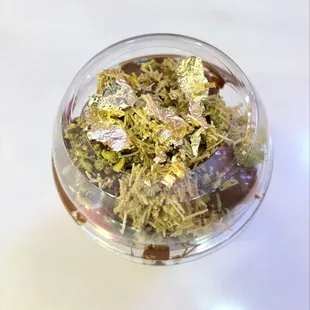 Dubai chocolate covered strawberries