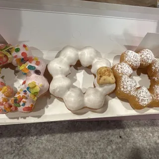 Box of 3 Mochi Donuts