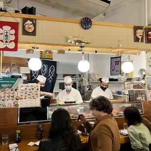sushi bar front