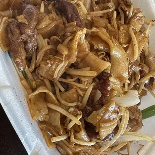 Beef with Rice Noodle