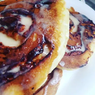 Cinnamon Roll Pancake