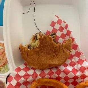 Found a string in my burger and my sprite was very carbonated. Just wish I didn&apos;t find something like that in my food