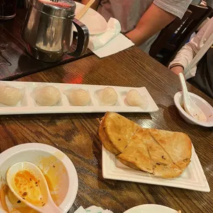 5 Piece Crystal Shrimp Dumpling &amp; Scallion Pancake