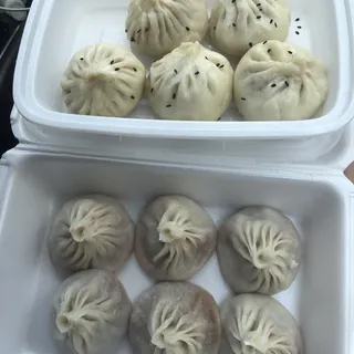 6 Piece Steamed Pork Soup Dumpling