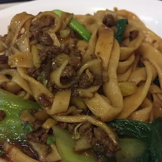 Peking Style Minced Pork Noodle