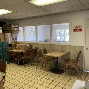 Tom's Donut Shop No 2