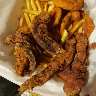 Chicken tender dinner plate but more like  chicharrones dinner plate! Dry and burnt!