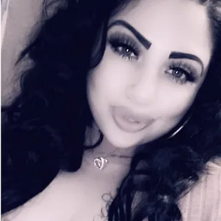 Royalty Lashes B.