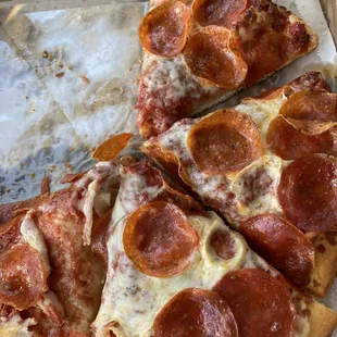 pepperoni pizza