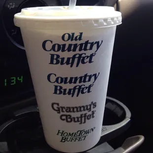 They use other restaurant business's soda cups for their order, yes!