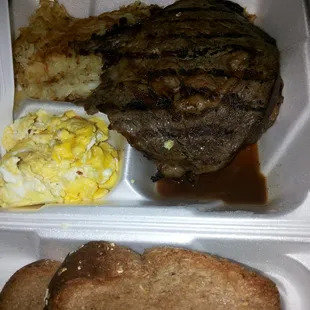 My steak &amp; eggs breakfast (with steak juice...lol