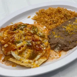 a plate of mexican food