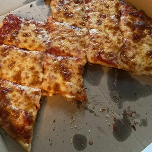 Pepperoni pizza