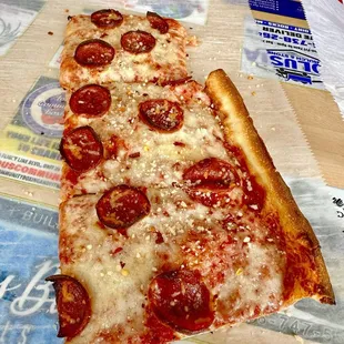 (3) Slice Special and a drink $8.00