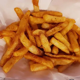 Fries to accompany burger